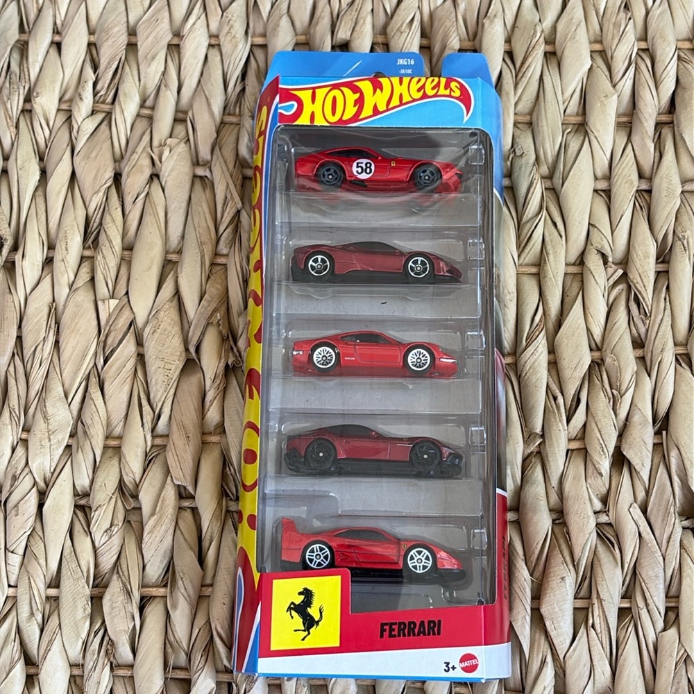 Hot Wheels Red Ferrari 5 Pack 365 Dino 206 12Cilindri Stradale F40 Competition 🆕